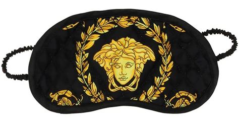 Buy Versace Masks: New Releases & Iconic Styles 